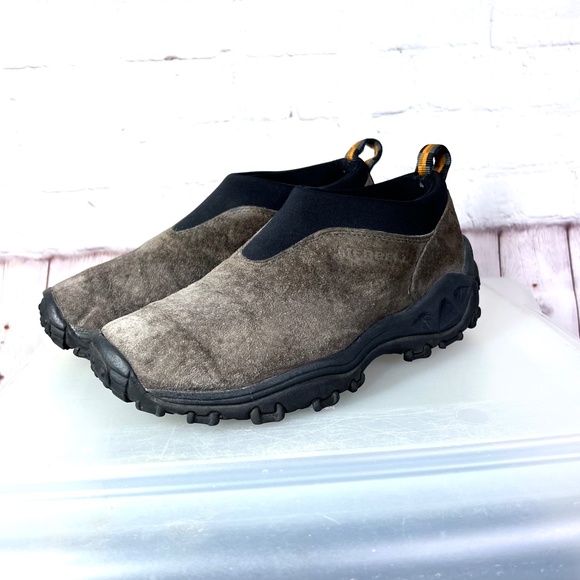 Merrell Shoes - 🚫SOLD! |•MERRELL•| Brown Suede Leather & Black Slip On Heavy Tread Shoes